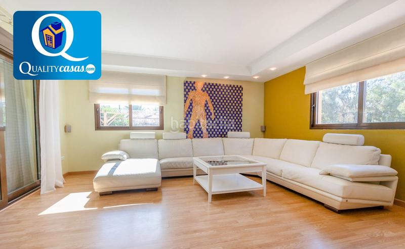 Foto 94645287-7a7d-4194-9537-5d1f1d5f024a. Chalet  en venta en pueblo español, 4 dormitorios. en Campello (el)