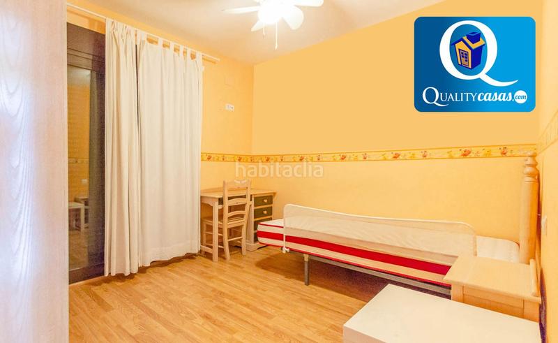 Foto a387915e-47a5-4e01-a389-3887dc5ac192. Chalet  en venta en pueblo español, 4 dormitorios. en Campello (el)