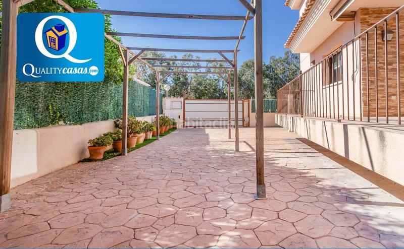 Foto d8c4c512-6536-479b-b651-3ff348539c36. Chalet  en venta en pueblo español, 4 dormitorios. en Campello (el)