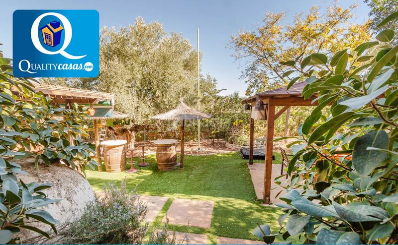 Foto e48488b1-a402-4670-a485-49dfac3a5c63. Chalet  en venta en pueblo español, 4 dormitorios. en Campello (el)