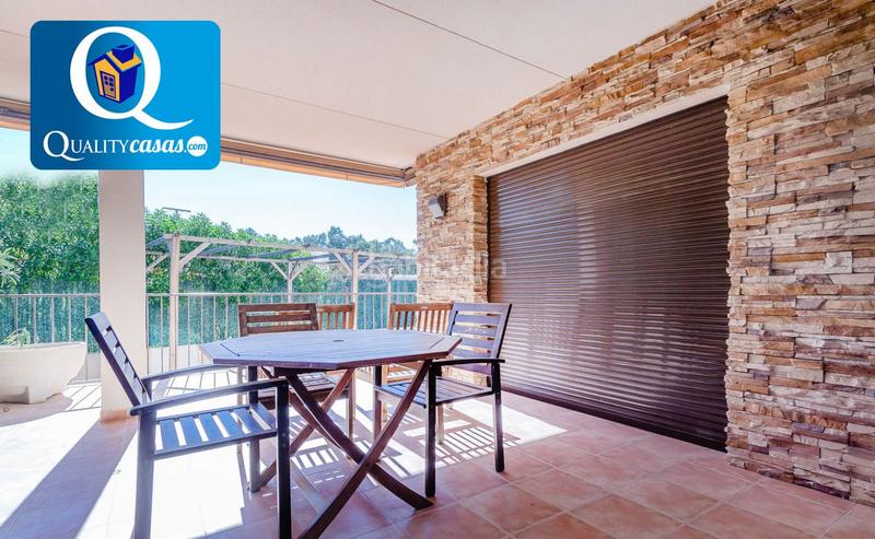 Foto ee964273-bdb7-4603-aee0-2bf0c3835262. Chalet  en venta en pueblo español, 4 dormitorios. en Campello (el)