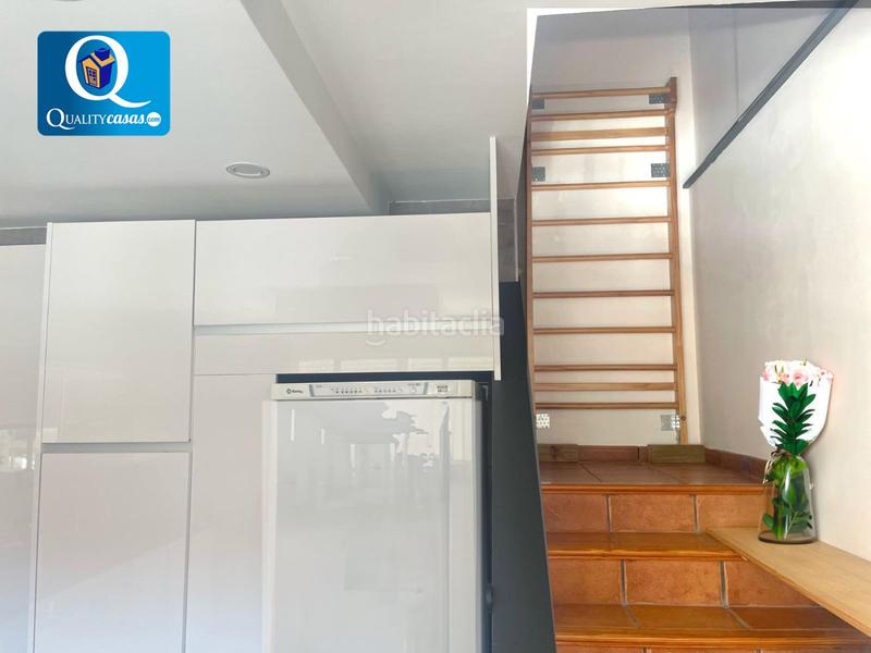 Foto 2b6d0ee4-4467-40e6-b114-c127482171e6. Casa adossada amb calefacció aparcament a La Huerta Mutxamel