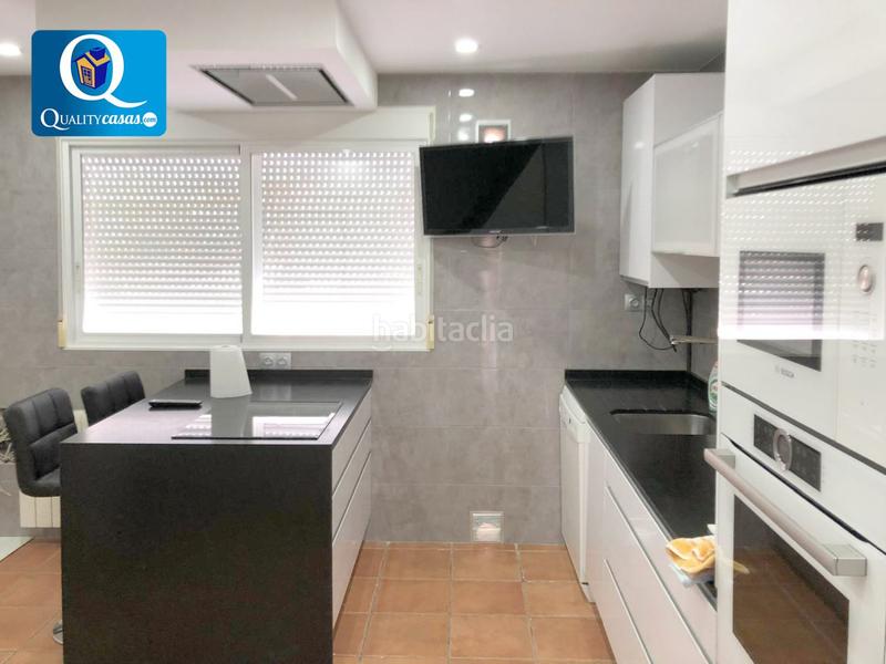 Foto c80099f2-2401-4317-8e29-c17a97dbd444. Casa adossada amb calefacció aparcament a La Huerta Mutxamel