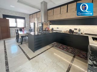 Haus  Gran via de valencia. Casa en venta en mutxamel, 6 dormitorios.