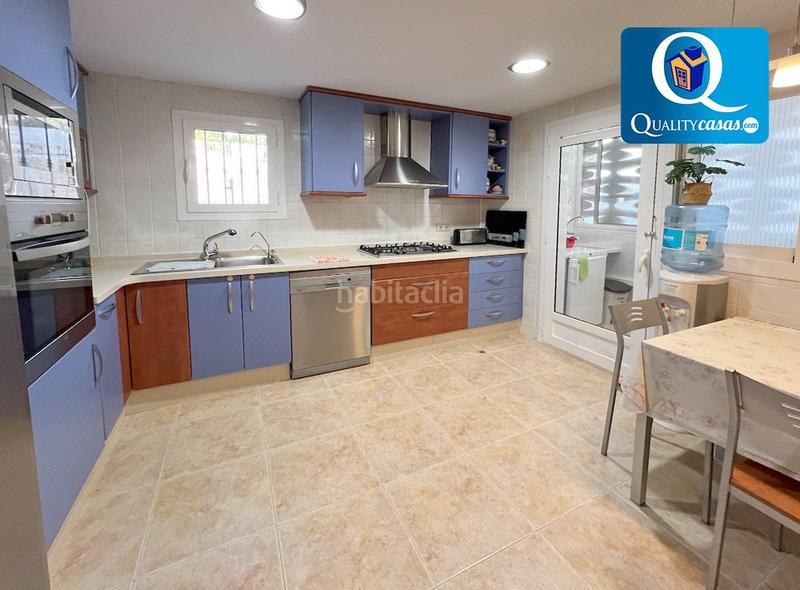 Foto f74b5e70-3e6d-439b-8f90-80be5f8bccb1. Casa con riscaldamento parcheggio piscina in Cabo de las Huertas Alicante