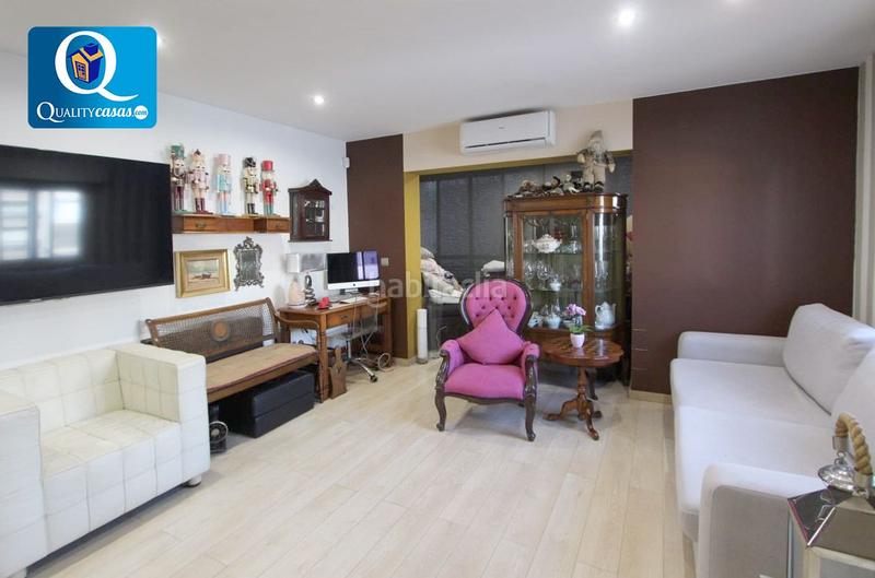 Foto 5a87fde3-7588-4c7c-8f07-e72e6b25af96. Ático atico en venta en centro, 1 dormitorio. en Mercado Alicante