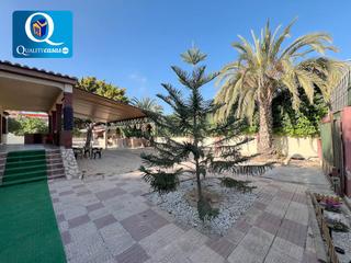 Maison à Albufereta. Casa en venta en albufereta, 4 dormitorios.