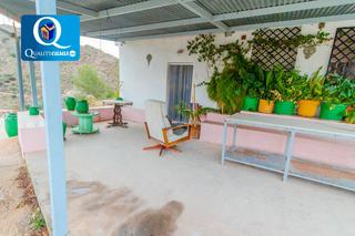 Casa a Busot. Casa en venta en jijonaxixona, 4 dormitorios.