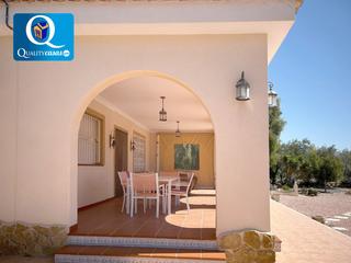 Chalet en Pedanías Oeste. Villa en venta en aspe, 3 dormitorios.