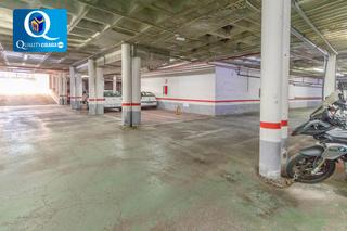 Aparcament cotxe a Garbinet - Parque de las Avenidas. Garaje en venta en gran via.