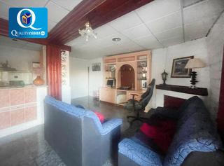Chalet  Ulises. Chalet en venta en fontcalent, 3 dormitorios.