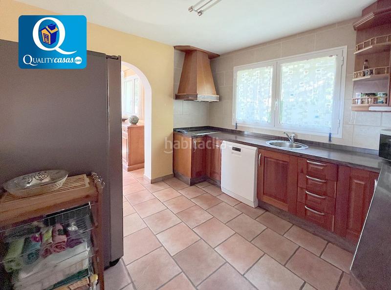 Foto a119e28a-2f07-4f48-96d0-a6a073af8101. Xalet amb calefacció aparcament a Tibi