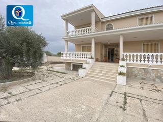 Xalet a La Huerta. Chalet en venta en el collao, 6 dormitorios.