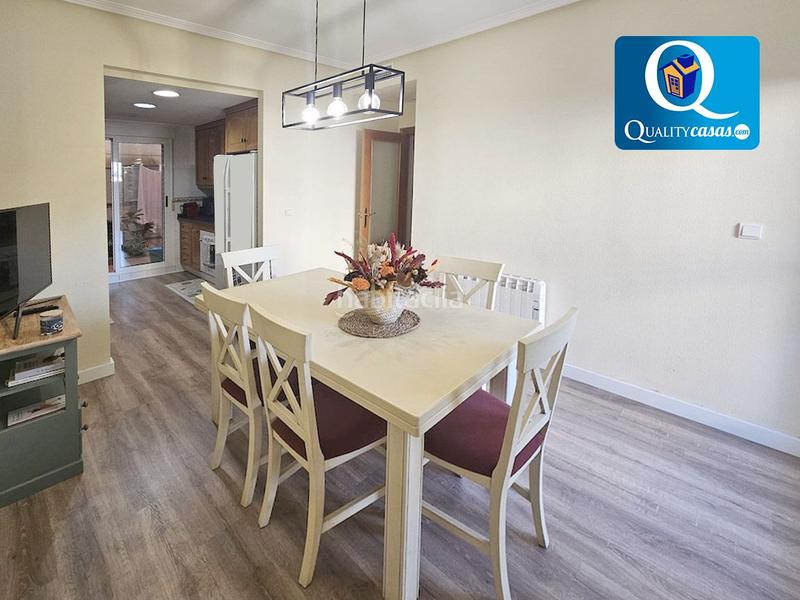 Foto 675bf0df-4570-4a1b-9de4-83d7766e6d97. Appartamento con riscaldamento parcheggio in Campello Playa Campello (el)