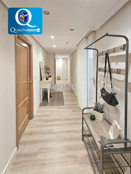 Foto ca72a5d2-a548-49cf-939f-beade1ef3772. Appartamento con riscaldamento parcheggio in Campello Playa Campello (el)