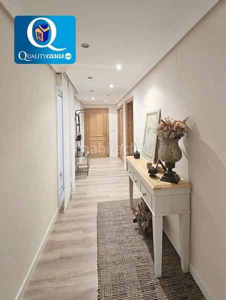 Foto e3f7f3fb-4243-41f3-8a45-d4596db92cb5. Appartamento con riscaldamento parcheggio in Campello Playa Campello (el)