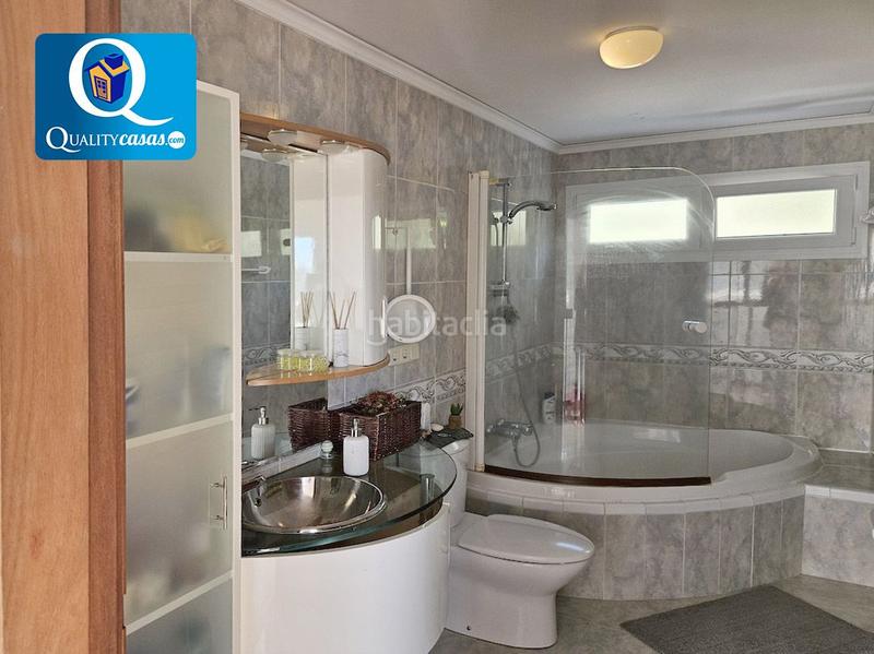 Foto 75bc9078-2b00-4df1-af8d-ca470092bec8. Xalet amb calefacció aparcament a Altea la vella Altea