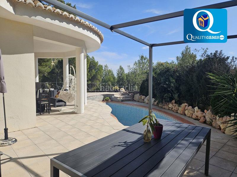 Foto eecf4b07-cb7f-421c-9d95-9e7ab1679f9f. Xalet amb calefacció aparcament a Altea la vella Altea