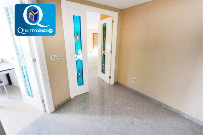 Foto b7207a02-01e9-418e-9ad6-de42c87d18e0. Ático atico en venta en centro maisonnave, 4 dormitorios. en Alicante