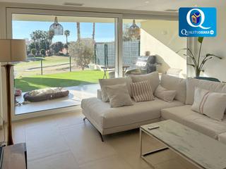 Maison à Alicante Golf. Bungalow en venta en golf, 4 dormitorios.
