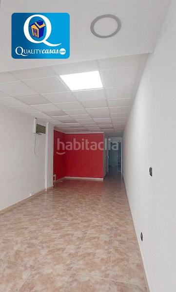 Foto 490d3059-b597-418d-bac3-5dc4c944d71d. Locale commerciale in Sax