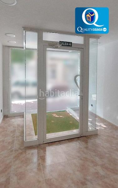 Foto 5cea7376-8fb1-447e-9acb-9f7ba0fba422. Locale commerciale in Sax