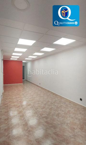 Foto 70c1dd8f-300b-4ae0-b5d6-f54e596ba666. Locale commerciale in Sax