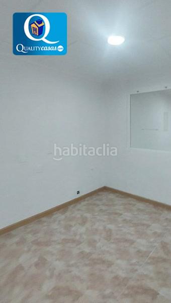 Foto 9e421316-65c8-4a6c-b12a-37ed10a99f37. Locale commerciale in Sax