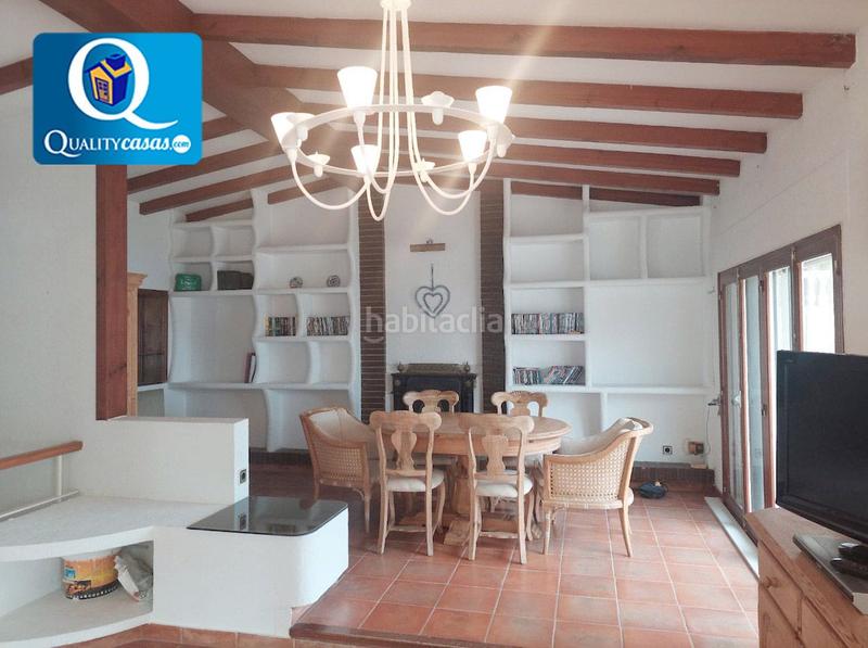 Foto 4d549502-d763-41a4-9861-5781f49106ac. Affitto casa con parcheggio in Pueblo Español-Coveta Fumá Campello (el)