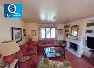 Maison à Bellavista-Capiscol-Frank Espinós. Casa en venta en sant joan dalacant, 6 dormitorios.