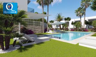 Casa adossada a Golf Bahía. Adosado en venta en golf bahía, 3 dormitorios.