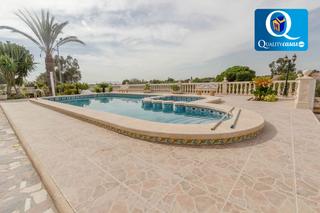 Chalet à Villamontes-Boqueres. Villa en venta en partida boqueres, 6 dormitorios.