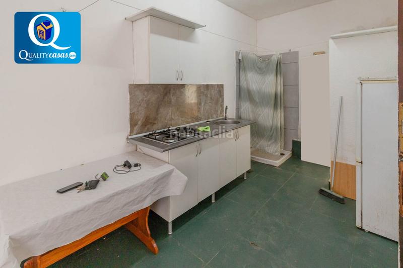 Foto 4f8d6ce2-3325-4fd2-be0d-df6a7070e6b0. Local comercial a Juan XXIII Alicante