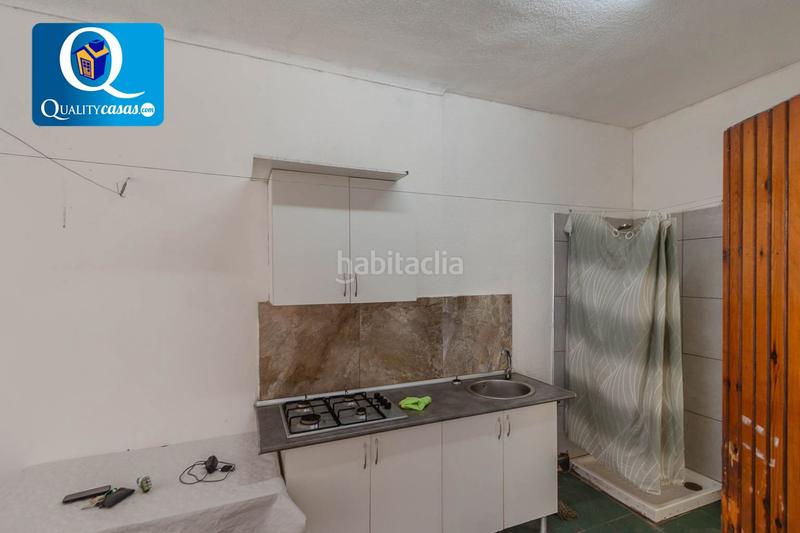 Foto d8a575a8-f4c9-4e8d-8de3-ce63059fc36a. Local comercial a Juan XXIII Alicante