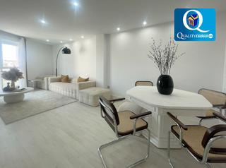 Apartament a Carrús Oeste. Apartamento en venta en elcheelx, 3 dormitorios.