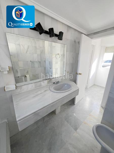Foto 3fb2c3d6-a32d-4eb9-8a1b-cfa914ccf20b. Appartement dans Playa Poniente Benidorm