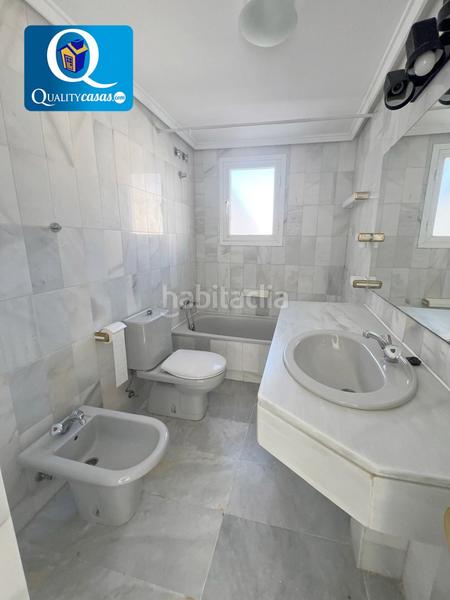 Foto e5db7752-d561-45f1-89c8-c19a3703c9bc. Appartement dans Playa Poniente Benidorm