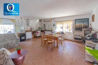Xalet a Tibi. Chalet en venta en tibi, 5 dormitorios.