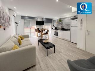 Appartement à Mercado. Piso en venta en centro, 3 dormitorios.