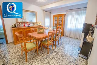 Appartement à Santo Domingo. Piso en venta en san blas, 4 dormitorios.