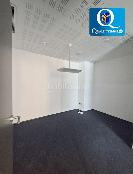 Foto dbd84d5c-6237-41d6-b789-464f24f4ed5e. Affitto locale commerciale in Campello Pueblo Campello (el)