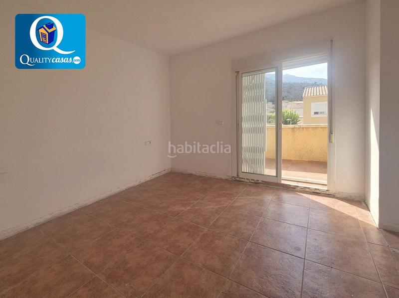 Foto 53d2c20a-2297-46b4-8810-2bc8c9c7000d. Chalet  en venta en aiges, 4 dormitorios. en Aigües