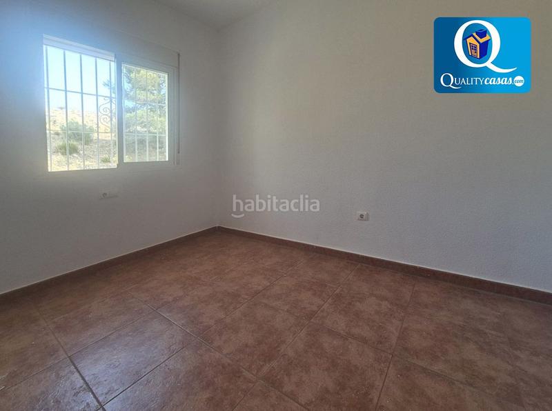 Foto f731dbc0-e8bb-4055-b548-6a7d6b08da56. Chalet  en venta en aiges, 4 dormitorios. en Aigües