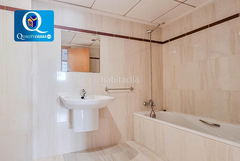 Foto 89ea79a5-914b-4448-bf46-d6170006257e. Zweistöckige wohnung mit heizung parking pool in Babel Alicante