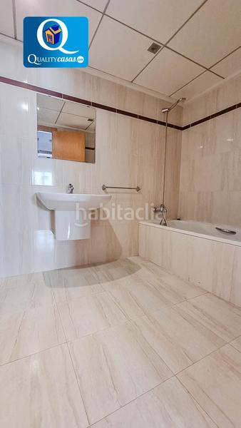 Foto ec78cdeb-a98c-42e3-bc87-06c79a983141. Zweistöckige wohnung mit heizung parking pool in Babel Alicante