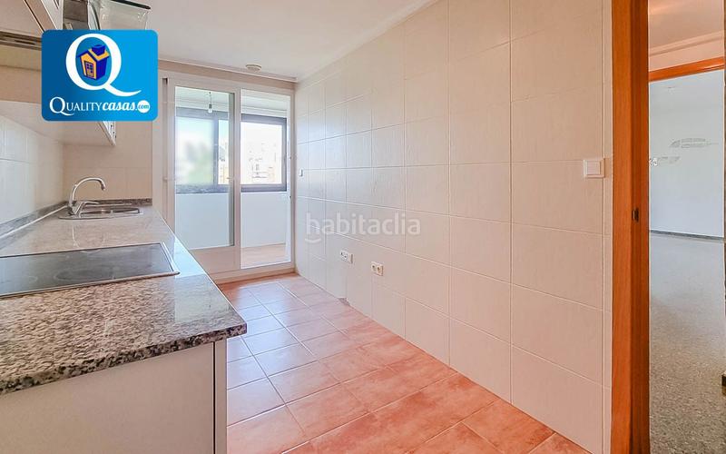 Foto fa0d02d1-8281-461f-bf23-0f4588a0c315. Zweistöckige wohnung mit heizung parking pool in Babel Alicante