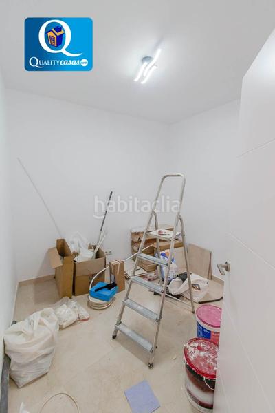 Foto 495d86f1-4d1f-47f3-b1bf-ce4a04c89fe8. Local comercial a Carolinas Bajas Alicante