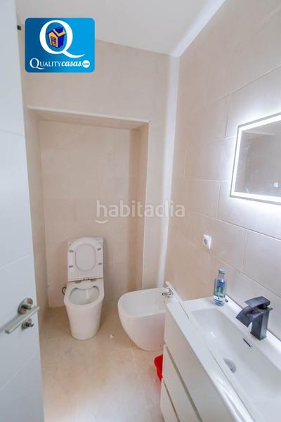 Foto 4a87d95c-280f-4e51-b22d-8c5355b76f00. Local comercial a Carolinas Bajas Alicante