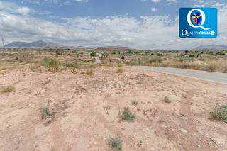Terrain résidentiel à Villamontes-Boqueres. Parc.urbana en venta en san vicente del raspeig.
