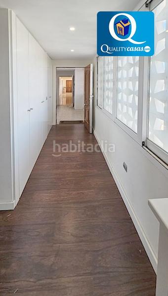 Foto 21dd7cb2-ce3c-4df2-84e9-61adc4cf9b10. Apartament amb calefacció aparcament piscina a Playa Levante Benidorm